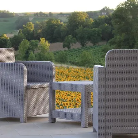 D'hotes Le Val De La Garenne 3* Senouillac