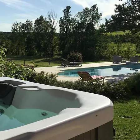 Oda ve Kahvaltı D'hotes Le Val De La Garenne 3*